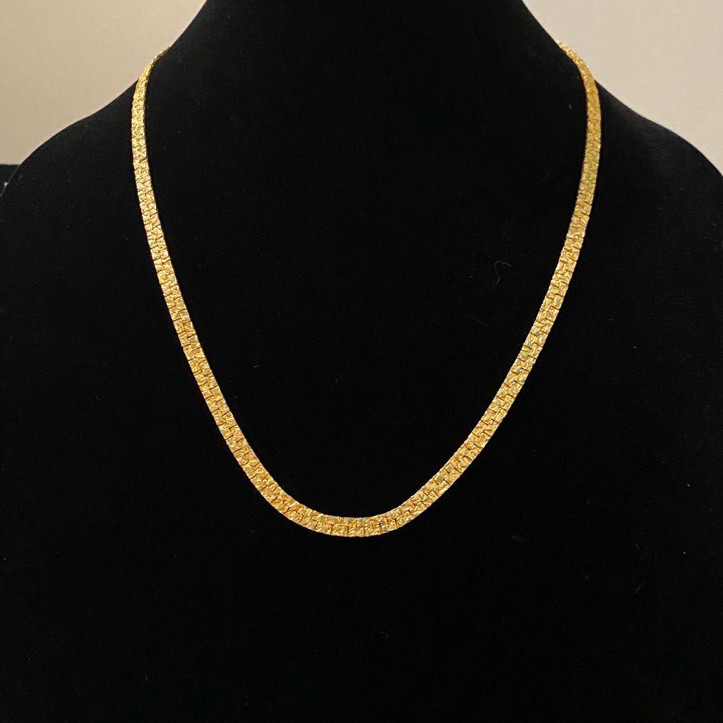 Gold Tone Necklace